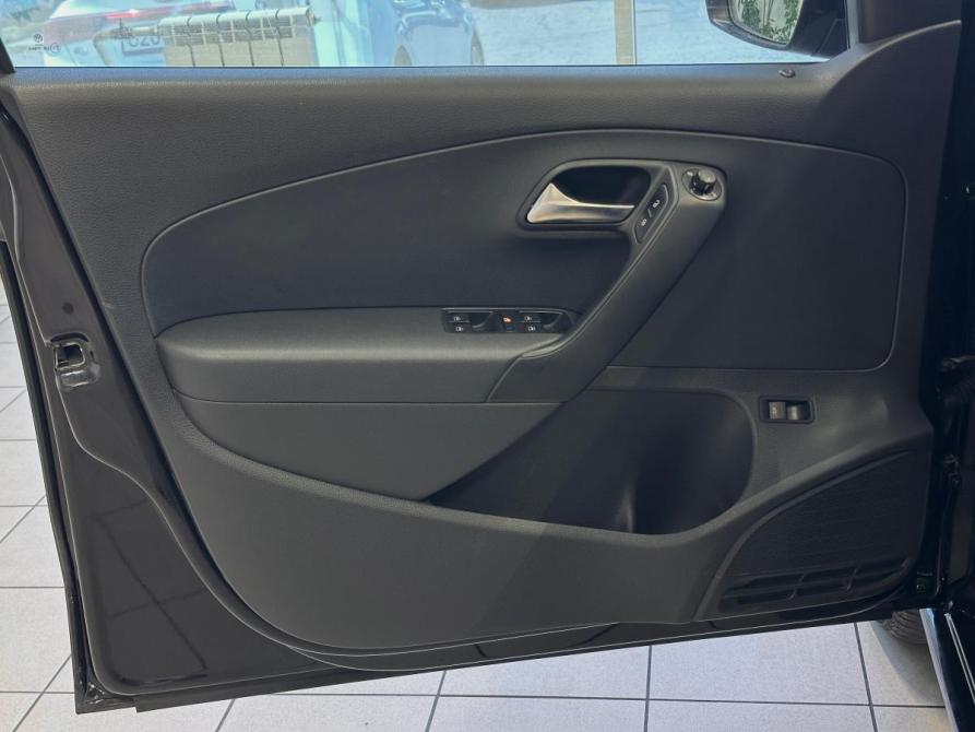 Volkswagen Polo V Рестайлинг Волгоград  - изображение 14