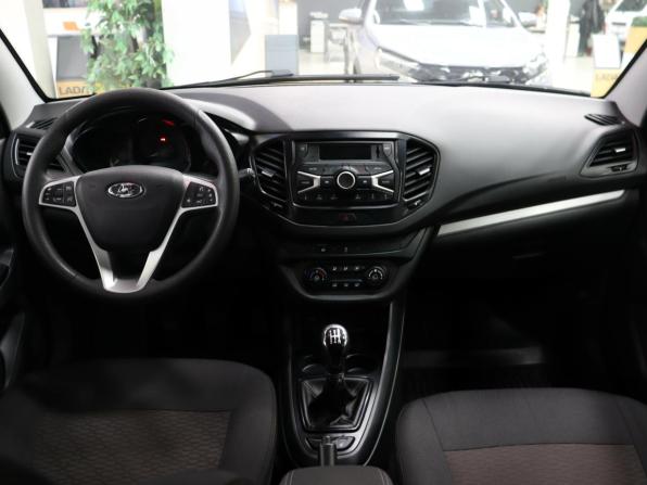 Lada (ВАЗ) Vesta I с пробегом 2019 года, цена 920 000 рублей, 102000 км, седан, Автокод Объявления