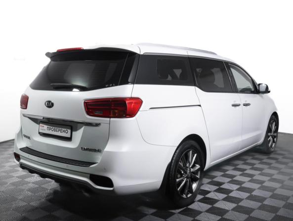 Kia Carnival III с пробегом 2018 года, цена 2 790 000 рублей, 117548 км, минивэн, Автокод Объявления