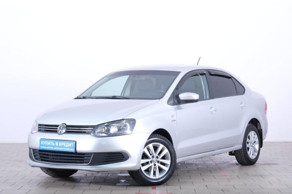 Volkswagen Polo V Омск  - изображение 4
