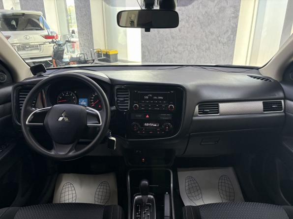 Mitsubishi Outlander III Рестайлинг 3 с пробегом 2018 года, цена 1 695 000 рублей, 138980 км, внедорожник, Автокод Объявления