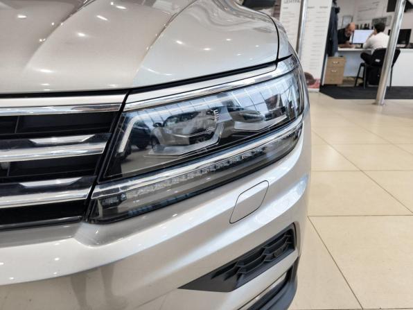 Volkswagen Tiguan II с пробегом 2018 года, цена 2 850 000 рублей, 130817 км, внедорожник, Автокод Объявления