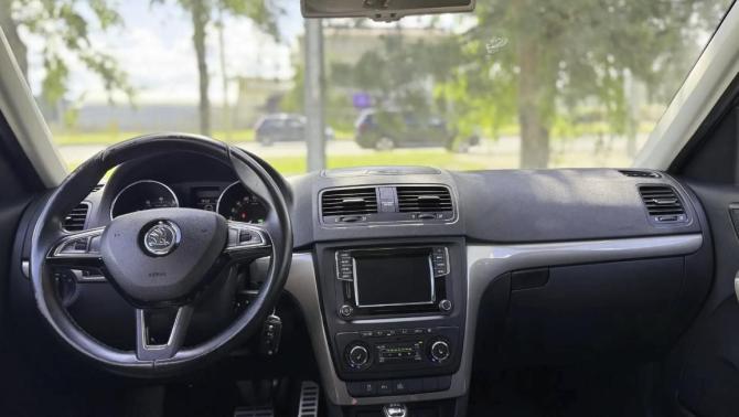 Skoda Yeti I Рестайлинг с пробегом 2014 года, цена 1 060 000 рублей, 214000 км, внедорожник, Автокод Объявления