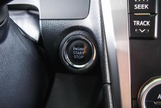Toyota Camry VII (XV50) с пробегом 2013 года, цена 1 819 000 рублей, 203569 км, седан, Автокод Объявления