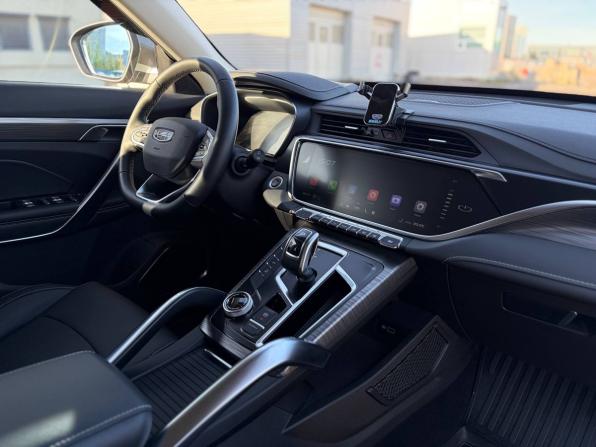 Geely Atlas Pro с пробегом 2024 года, цена 2 325 000 рублей, 14686 км, внедорожник, Автокод Объявления