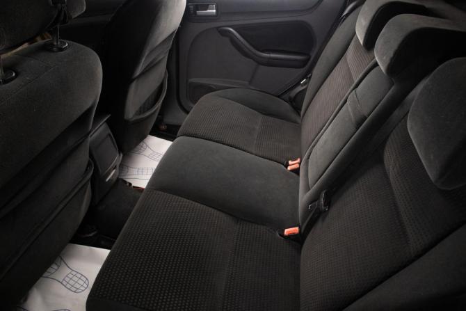 Ford Focus II с пробегом 2005 года, цена 349 000 рублей, 317075 км, седан, Автокод Объявления