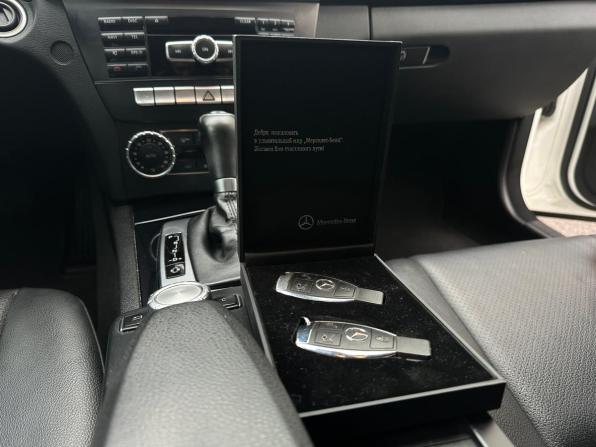 Mercedes-Benz C-Класс III (W204) Рестайлинг с пробегом 2013 года, цена 1 440 000 рублей, 97154 км, седан, Автокод Объявления