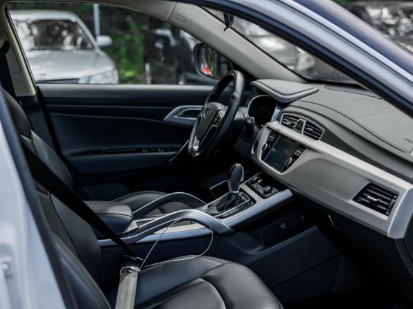 Geely Atlas I с пробегом 2021 года, цена 1 625 000 рублей, 129743 км, внедорожник, Автокод Объявления