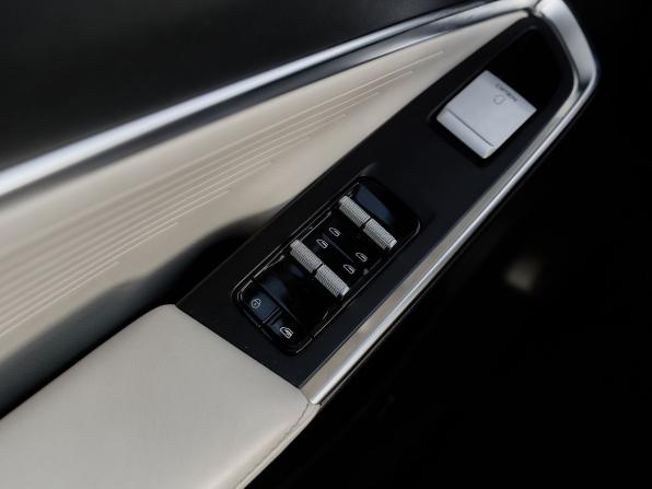 Geely Atlas II с пробегом 2023 года, цена 2 545 000 рублей, 34189 км, внедорожник, Автокод Объявления