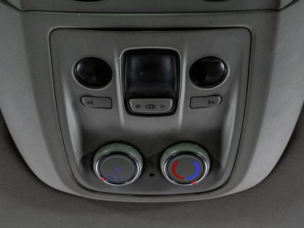 Peugeot Traveller I с пробегом 2019 года, цена 2 299 000 рублей, 210324 км, минивэн, Автокод Объявления