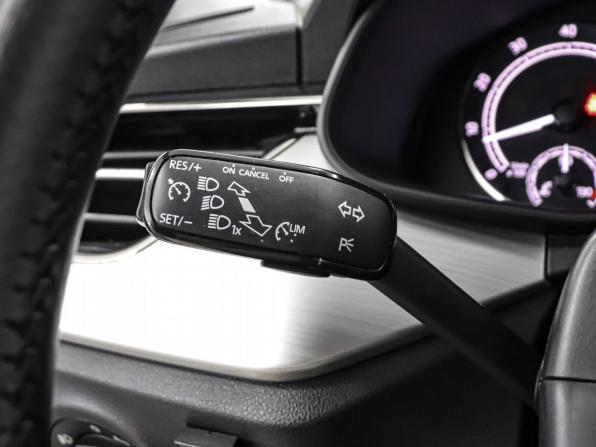 Skoda Rapid II с пробегом 2021 года, цена 1 649 000 рублей, 46233 км, лифтбек, Автокод Объявления
