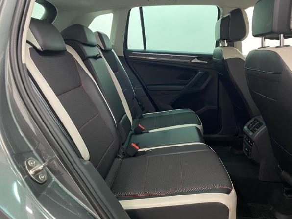 Volkswagen Tiguan II Рестайлинг с пробегом 2021 года, цена 2 695 000 рублей, 97910 км, внедорожник, Автокод Объявления