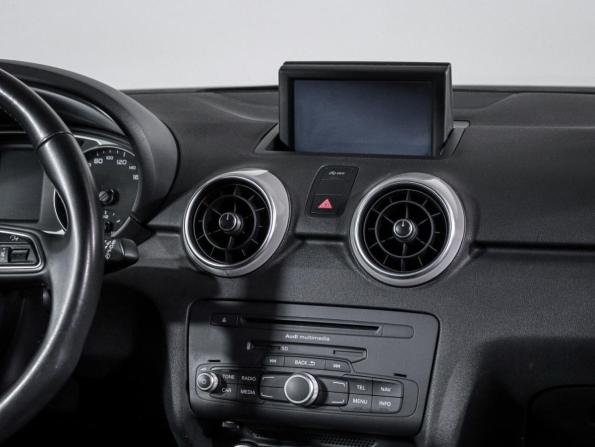 Audi A1 I (8X) с пробегом 2011 года, цена 679 000 рублей, 239146 км, хэтчбек, Автокод Объявления