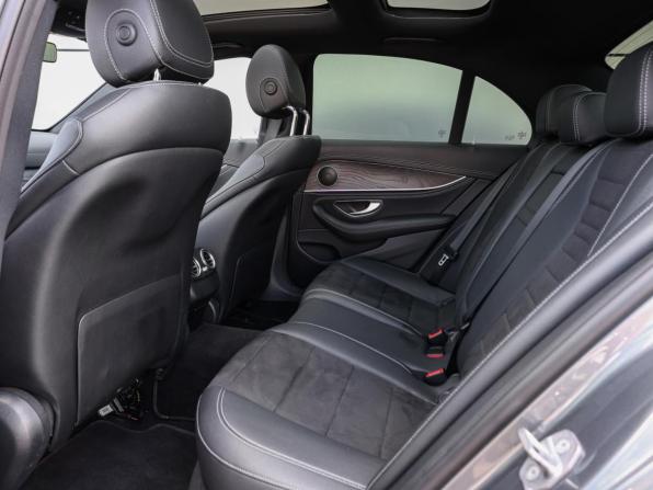Mercedes-Benz E-Класс V (W213 S213 C238) с пробегом 2017 года, цена 2 897 000 рублей, 119728 км, седан, Автокод Объявления