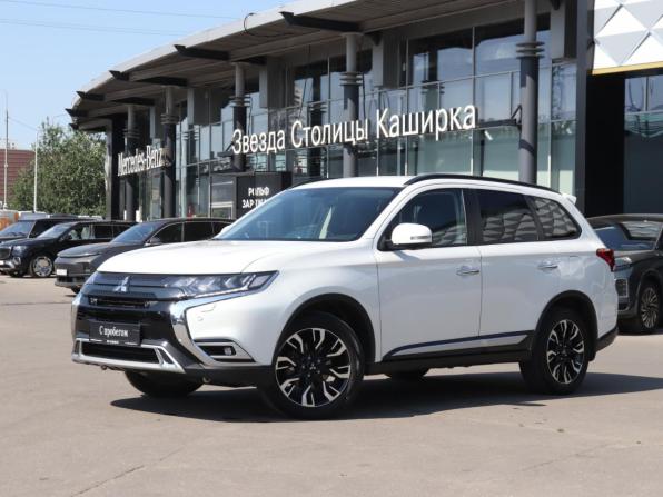 Mitsubishi Outlander III Рестайлинг 3 с пробегом 2021 года, цена 2 980 000 рублей, 36139 км, внедорожник, Автокод Объявления