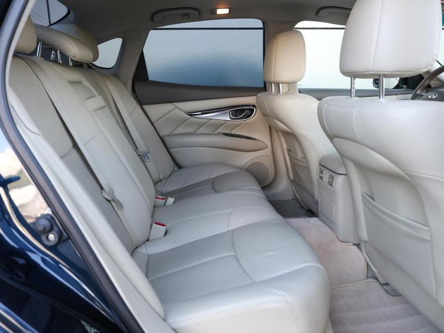 Infiniti Q70 I Рестайлинг Москва  - изображение 12