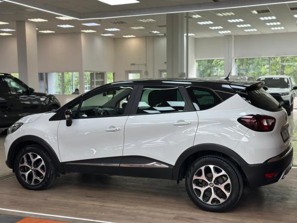 Renault Kaptur I с пробегом 2018 года, цена 1 590 000 рублей, 105000 км, внедорожник, Автокод Объявления