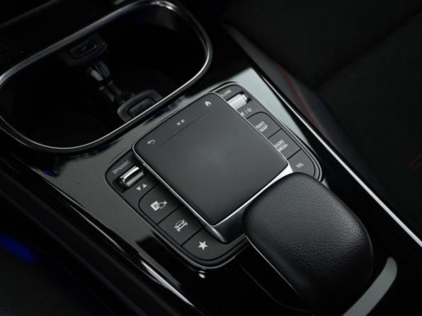 Mercedes-Benz A-Класс IV (W177) с пробегом 2018 года, цена 2 400 046 рублей, 63803 км, хэтчбек, Автокод Объявления