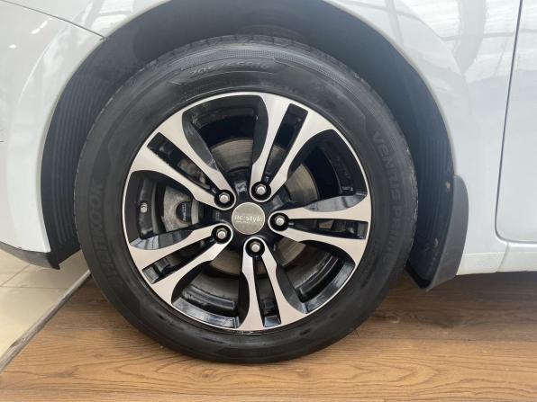 Kia Ceed II с пробегом 2013 года, цена 949 000 рублей, 165844 км, хэтчбек, Автокод Объявления