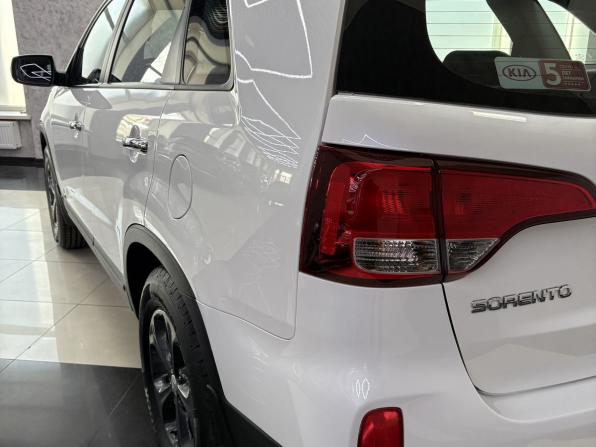 Kia Sorento II Рестайлинг с пробегом 2017 года, цена 2 299 000 рублей, 71156 км, внедорожник, Автокод Объявления