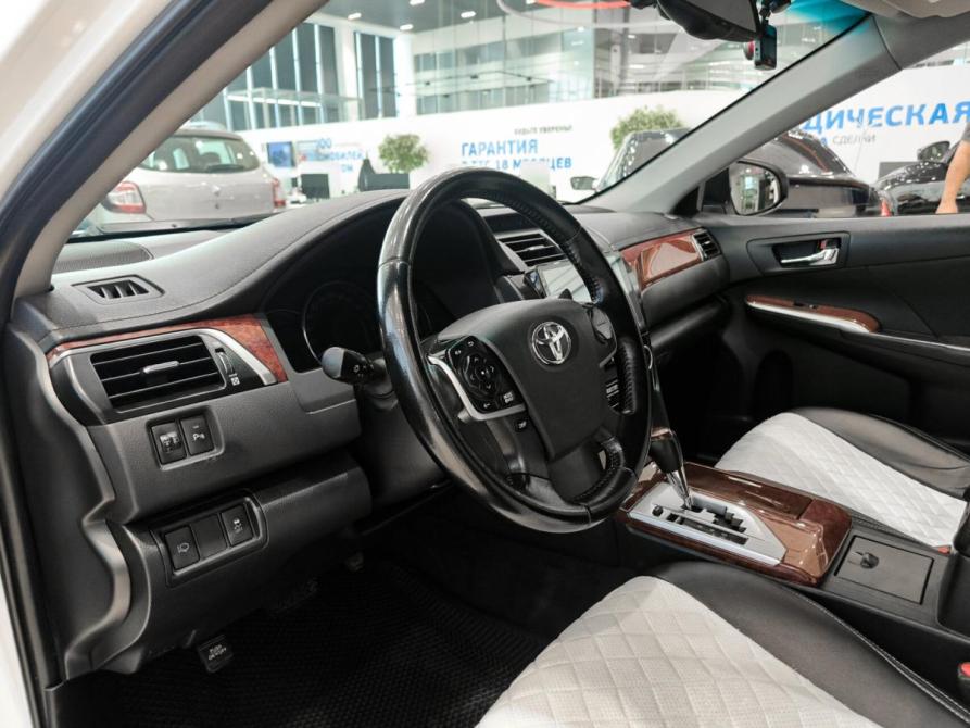 Toyota Camry VII (XV50) Казань  - изображение 20