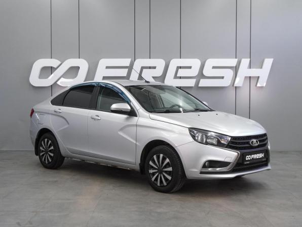 Lada (ВАЗ) Vesta I с пробегом 2017 года, цена 829 000 рублей, 114161 км, седан, Автокод Объявления
