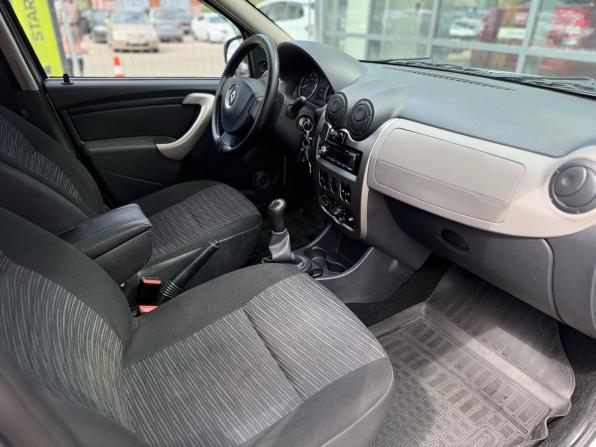Renault Sandero I с пробегом 2014 года, цена 499 000 рублей, 130100 км, хэтчбек, Автокод Объявления