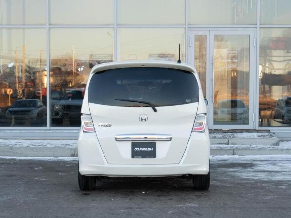 Honda Freed I Рестайлинг с пробегом 2012 года, цена 1 000 000 рублей, 99663 км, компактвэн, Автокод Объявления