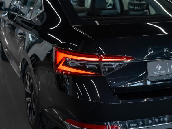 Skoda Superb III Рестайлинг с пробегом 2025 года, цена 3 340 000 рублей, 1723 км, лифтбек, Автокод Объявления