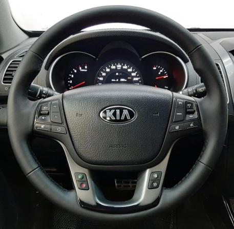 Kia Sorento II Рестайлинг с пробегом 2014 года, цена 1 730 000 рублей, 179881 км, внедорожник, Автокод Объявления
