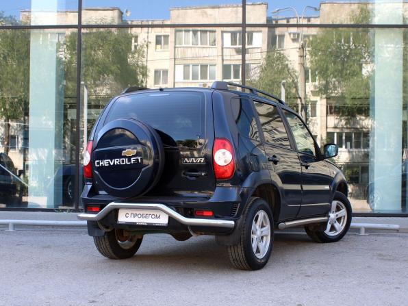 Chevrolet Niva I Рестайлинг с пробегом 2013 года, цена 600 000 рублей, 100300 км, внедорожник, Автокод Объявления