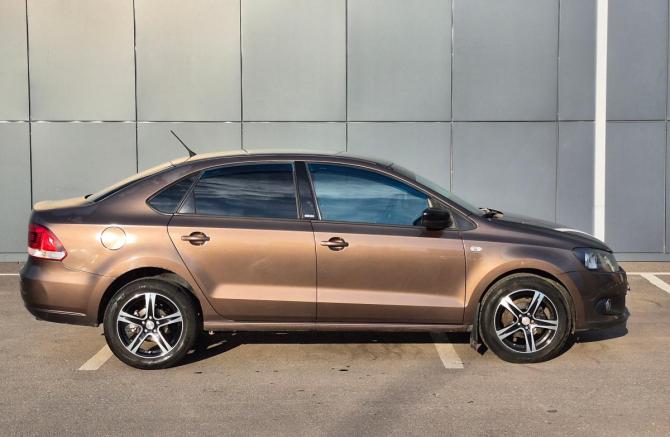 Volkswagen Polo V с пробегом 2014 года, цена 699 000 рублей, 193644 км, седан, Автокод Объявления