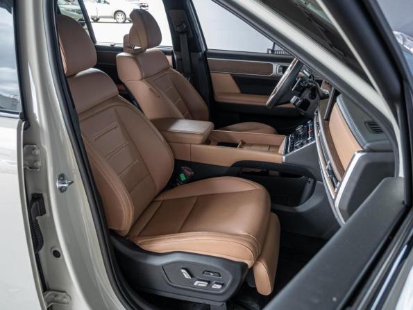 Hyundai Santa Fe IV Рестайлинг с пробегом 2023 года, цена 4 400 000 рублей, 42544 км, внедорожник, Автокод Объявления