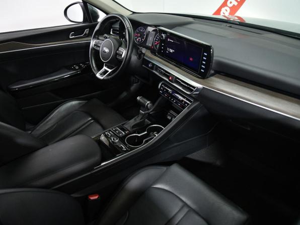 Kia K5 III с пробегом 2021 года, цена 2 460 000 рублей, 30628 км, седан, Автокод Объявления