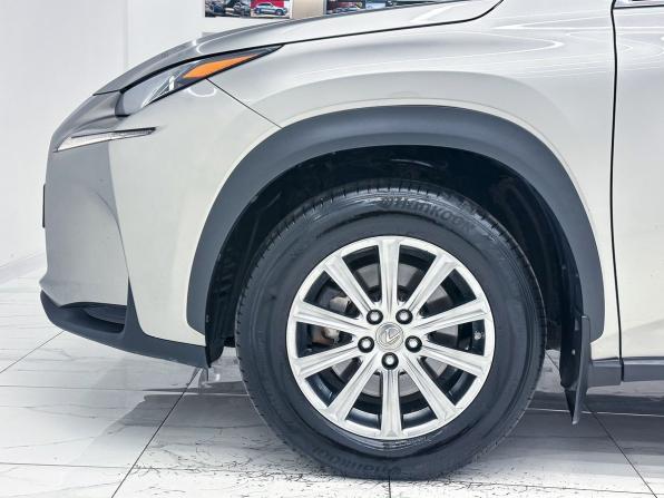 Lexus NX I с пробегом 2015 года, цена 2 300 000 рублей, 219967 км, внедорожник, Автокод Объявления