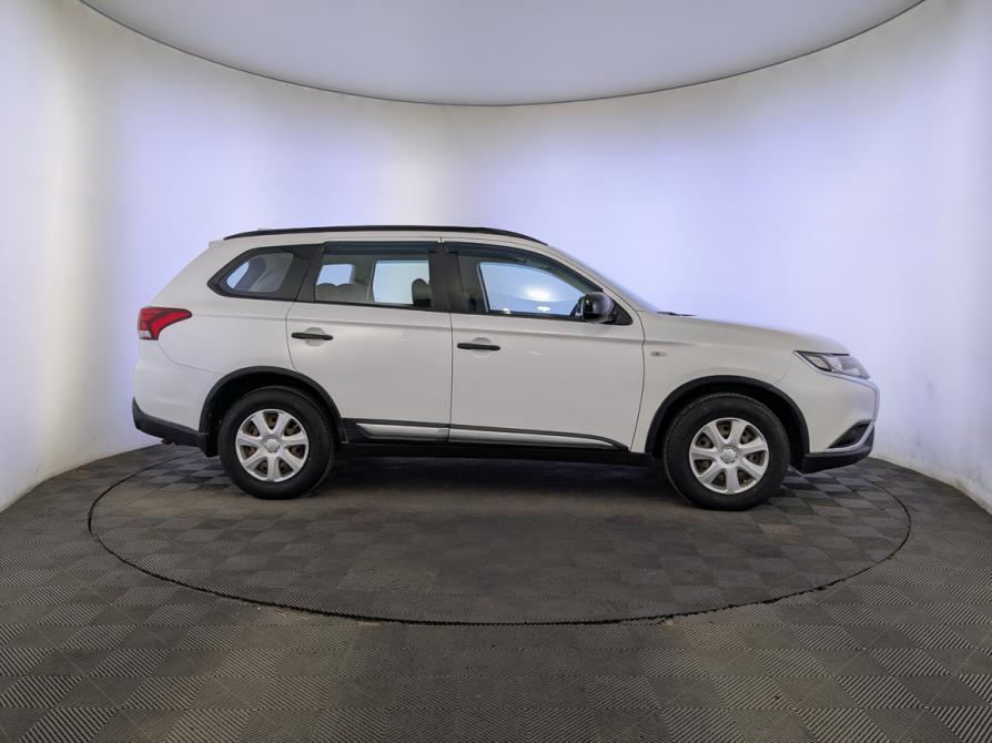 Mitsubishi Outlander III Рестайлинг 3 Москва  - изображение 4