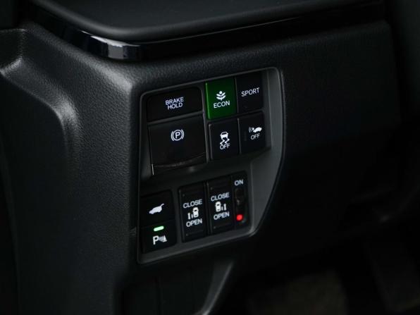 Honda Elysion II Рестайлинг 2 с пробегом 2023 года, цена 4 770 055 рублей, 20558 км, минивэн, Автокод Объявления