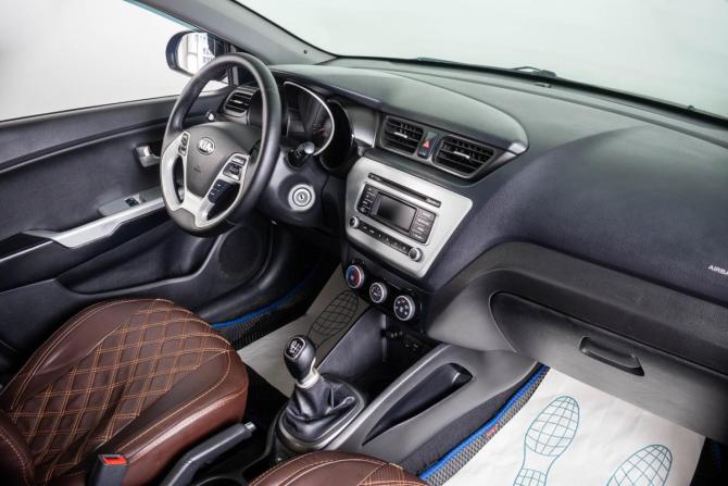 Kia Rio III Рестайлинг с пробегом 2016 года, цена 1 129 000 рублей, 190000 км, седан, Автокод Объявления