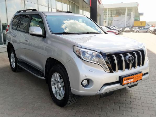 Toyota Land Cruiser Prado 150 Series с пробегом 2010 года, цена 2 923 000 рублей, 210000 км, внедорожник, Автокод Объявления