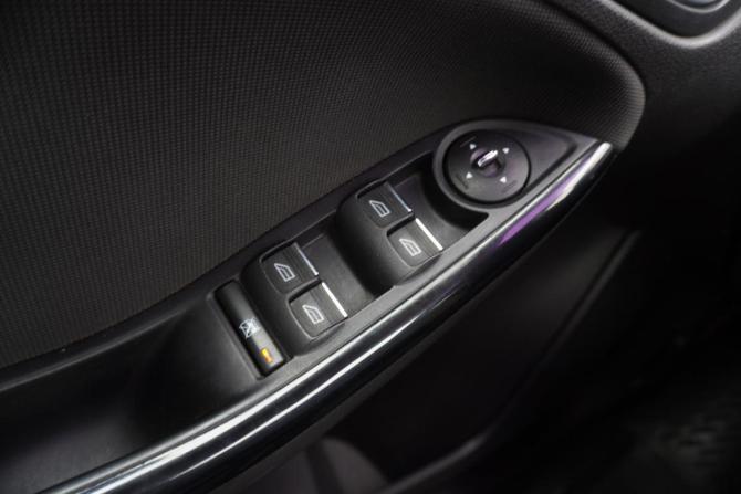 Ford Focus III с пробегом 2012 года, цена 733 000 рублей, 160300 км, седан, Автокод Объявления