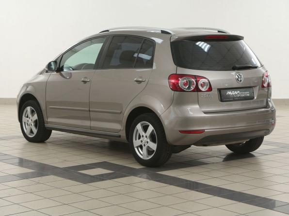 Volkswagen Golf Plus II с пробегом 2010 года, цена 674 000 рублей, 193000 км, хэтчбек, Автокод Объявления