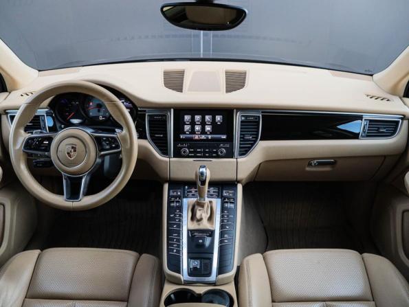 Porsche Macan I с пробегом 2016 года, цена 3 700 000 рублей, 159503 км, внедорожник, Автокод Объявления