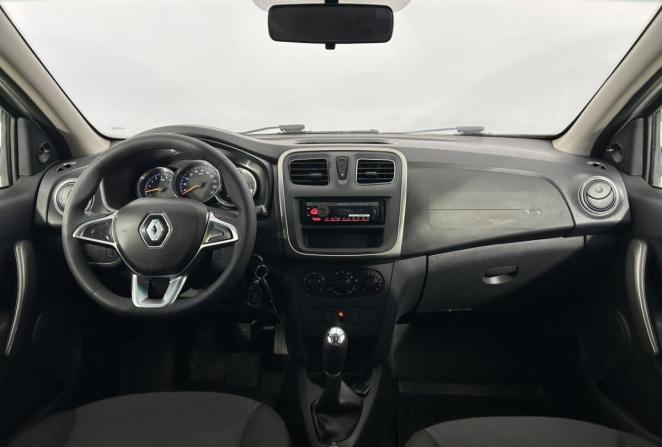 Renault Logan II Рестайлинг с пробегом 2019 года, цена 820 000 рублей, 111914 км, седан, Автокод Объявления