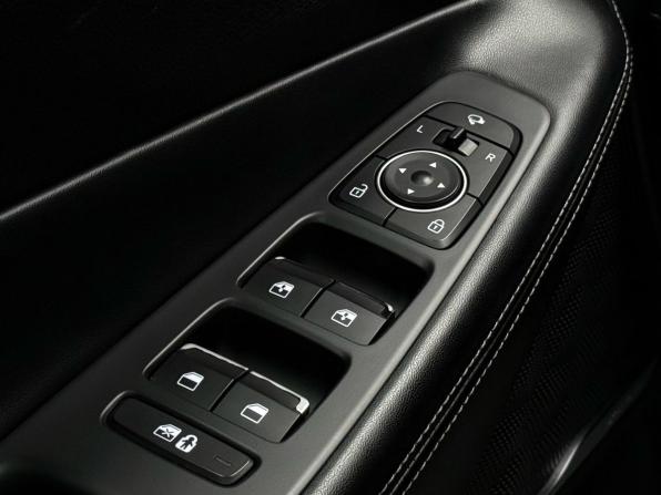Hyundai Santa Fe IV Рестайлинг с пробегом 2021 года, цена 3 449 000 рублей, 40709 км, внедорожник, Автокод Объявления