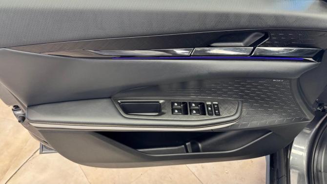 Changan UNI-V I с пробегом 2024 года, цена 2 290 000 рублей, 55328 км, лифтбек, Автокод Объявления