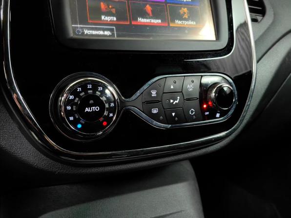 Renault Kaptur I с пробегом 2017 года, цена 1 176 000 рублей, 140188 км, внедорожник, Автокод Объявления
