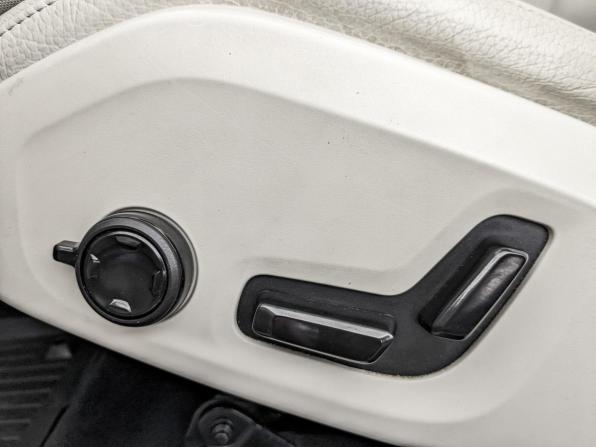 Volvo XC60 II с пробегом 2019 года, цена 3 400 000 рублей, 122658 км, внедорожник, Автокод Объявления
