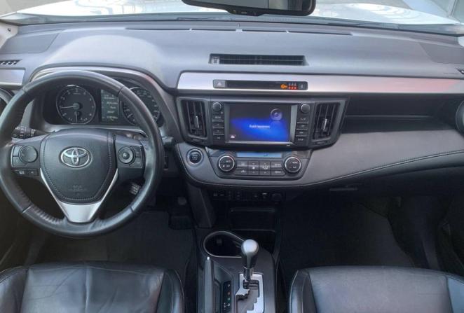 Toyota RAV4 IV (XA40) Рестайлинг с пробегом 2016 года, цена 2 335 000 рублей, 133119 км, внедорожник, Автокод Объявления