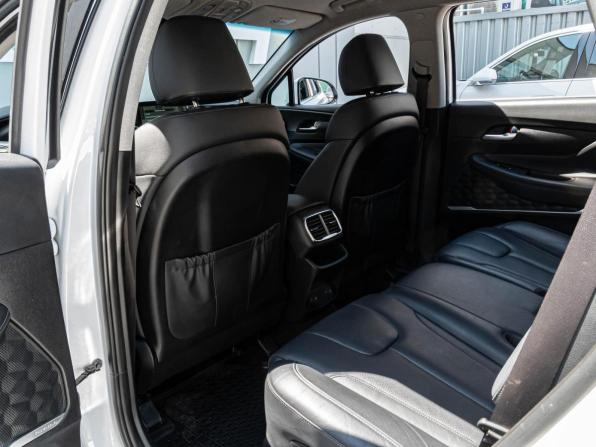 Hyundai Santa Fe IV с пробегом 2019 года, цена 3 250 000 рублей, 120290 км, внедорожник, Автокод Объявления