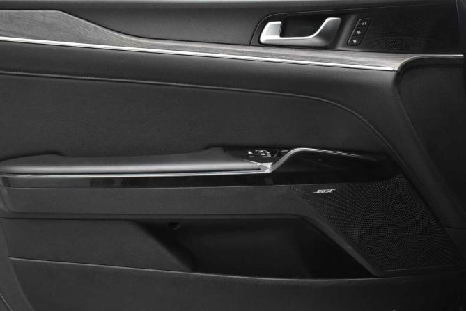 Kia K5 III с пробегом 2021 года, цена 2 245 000 рублей, 134007 км, седан, Автокод Объявления
